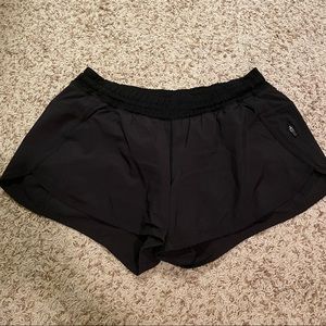 LULULEMON TRACKER SHORTS - Low Rose 4in